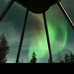 Reindeer Manor 5*
