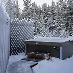 Reindeer Manor Resort 5*
