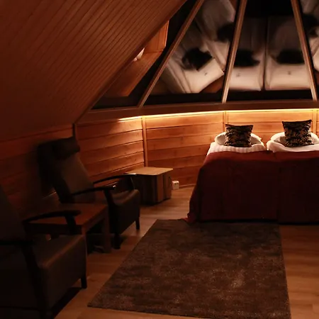 אתר נופש Reindeer Manor 5*