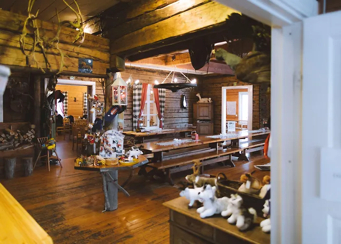 Reindeer Manor Lomakeskus 5*